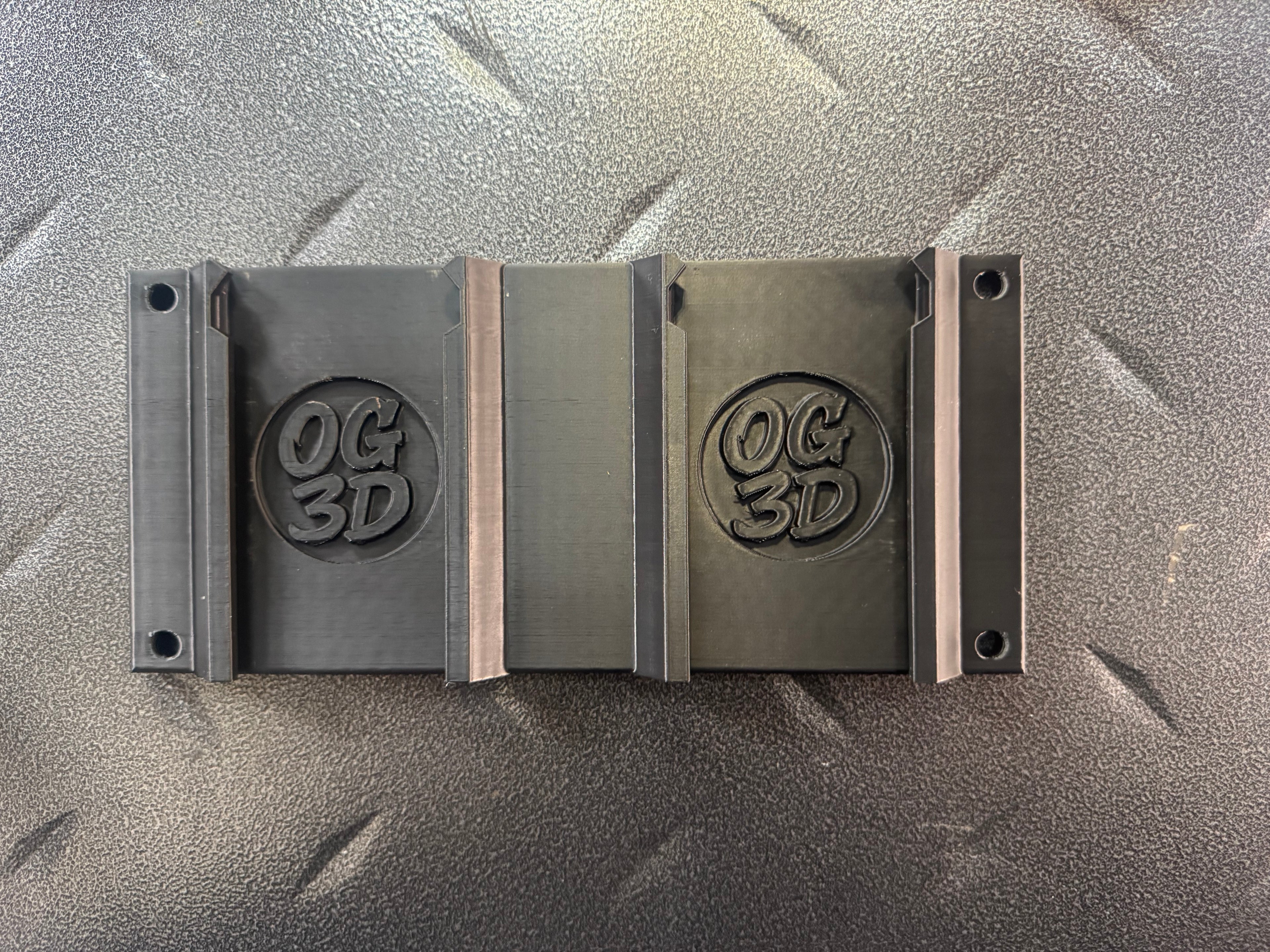 Heavy-Duty Dual Hilti B22 Battery Holder