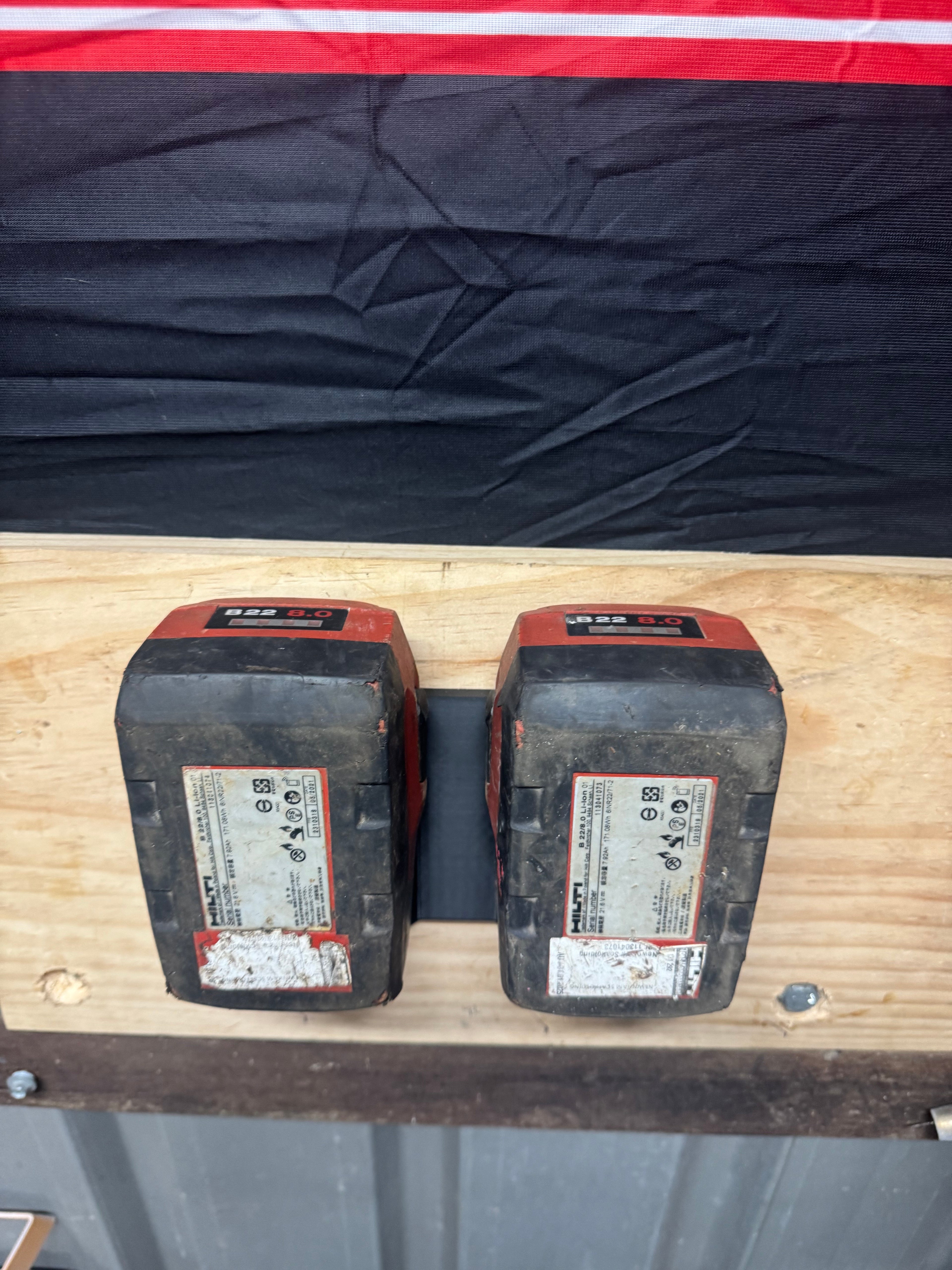 Heavy-Duty Dual Hilti B22 Battery Holder
