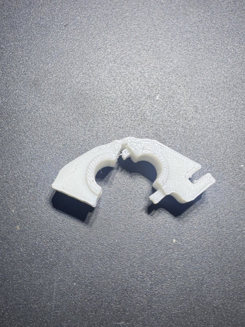 Ford Falcon Ute BA/BF/FG/FGX Seat Recliner Lever Clip Replacement (Pair)