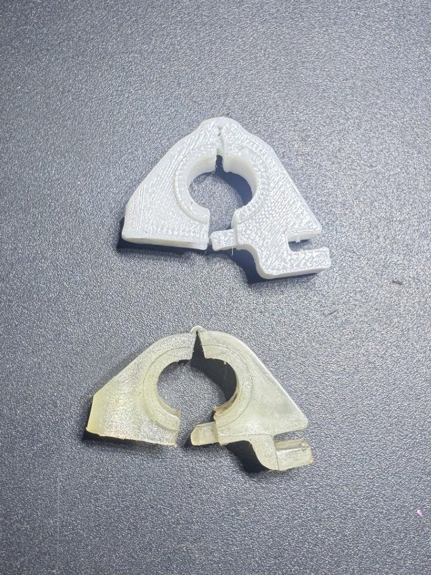 Ford Falcon Ute BA/BF/FG/FGX Seat Recliner Lever Clip Replacement (Pair)